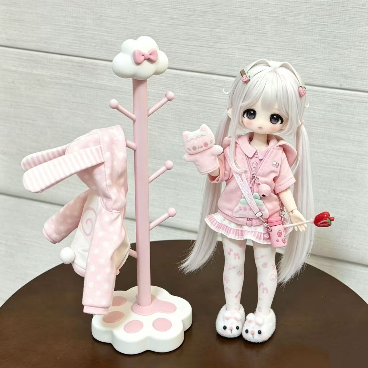 かわいいInsCatパウベースの自立型韓国風洋服ラック、ドー - Resin Art Baby のレビューと価格